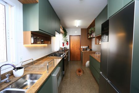 Apartamento à venda com 250m², 4 quartos e 4 vagascozinha