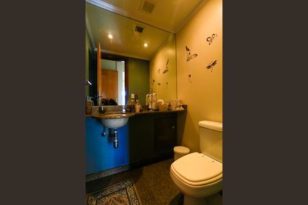 Apartamento à venda com 250m², 4 quartos e 4 vagasLavabo