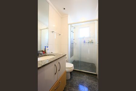 Apartamento à venda com 250m², 4 quartos e 4 vagasBanheiro da Suíte 3