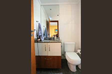 Apartamento à venda com 250m², 4 quartos e 4 vagasBanheiro da Suíte 2