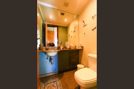 Apartamento à venda com 250m², 4 quartos e 4 vagasLavabo