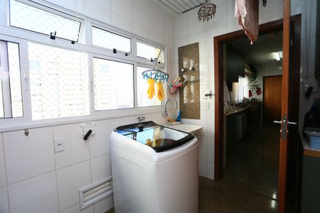 Apartamento à venda com 250m², 4 quartos e 4 vagasÁrea de Serviço