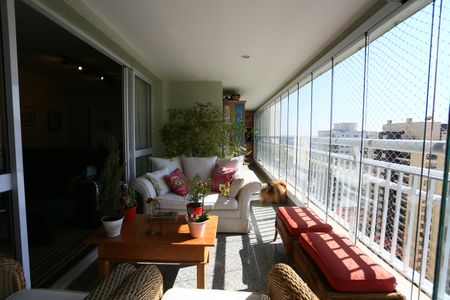 Apartamento à venda com 250m², 4 quartos e 4 vagasVaranda da Sala