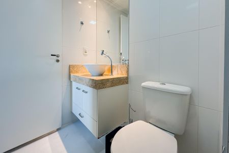 Apartamento à venda com 67m², 2 quartos e 1 vagaBanheiro da Suíte