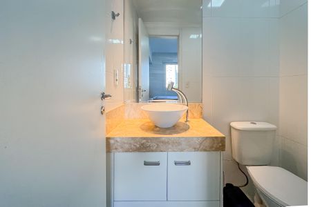 Apartamento à venda com 67m², 2 quartos e 1 vagaBanheiro da Suíte
