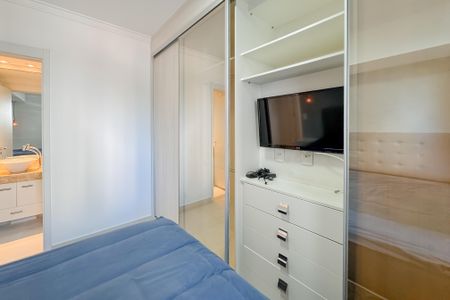 Apartamento à venda com 67m², 2 quartos e 1 vagaSuíte - Armários