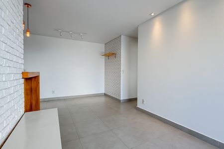 Apartamento à venda com 67m², 2 quartos e 1 vagaSala