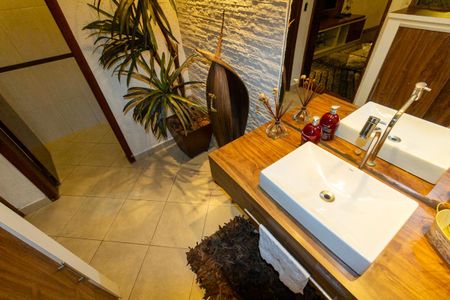 Casa à venda com 300m², 3 quartos e 4 vagasLavabo 1