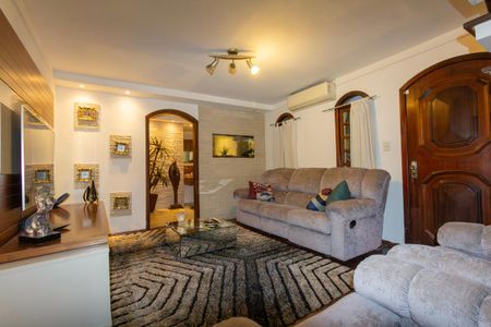 Sala de casa à venda com 3 quartos, 300m² em Jardim Penha, São Paulo