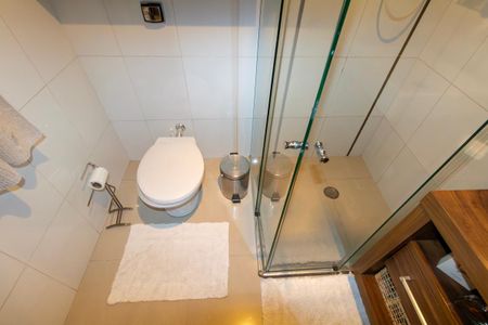 Casa à venda com 300m², 3 quartos e 4 vagasBanheiro 1