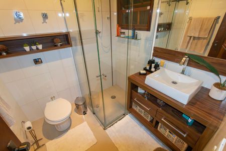 Casa à venda com 300m², 3 quartos e 4 vagasBanheiro 1