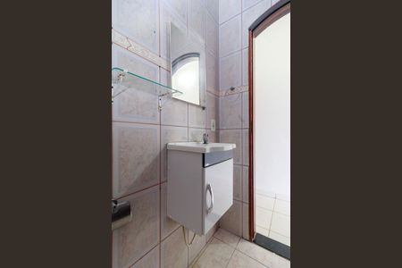 Casa para alugar com 80m², 3 quartos e sem vagaBanheiro Social