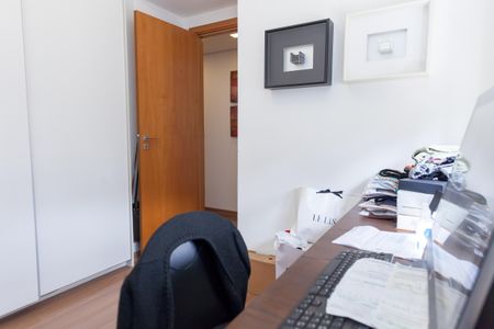 Apartamento à venda com 96m², 3 quartos e 2 vagasQuarto 1