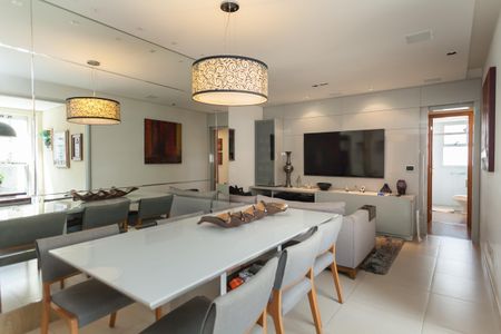 Apartamento à venda com 96m², 3 quartos e 2 vagasSala