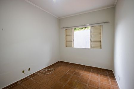 Casa à venda com 129m², 3 quartos e 2 vagasQuarto 2
