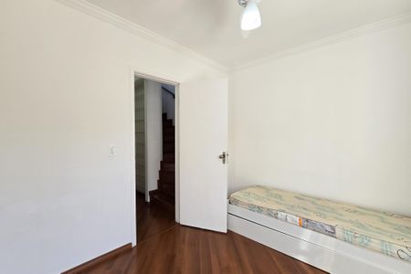 Casa de condomínio à venda com 127m², 3 quartos e 1 vagaQuarto 2