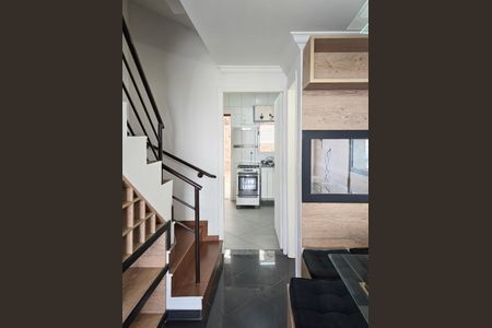 Casa de condomínio à venda com 127m², 3 quartos e 1 vagaSala