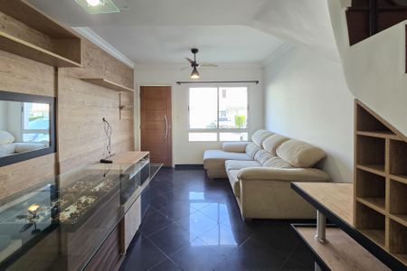 Casa de condomínio à venda com 127m², 3 quartos e 1 vagaSala