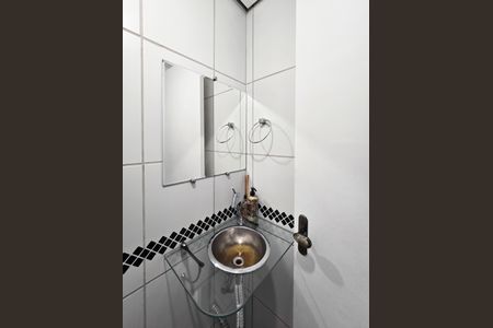 Casa de condomínio à venda com 127m², 3 quartos e 1 vagaLavabo