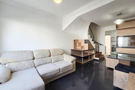 Casa de condomínio à venda com 127m², 3 quartos e 1 vagaSala