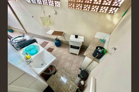 Casa à venda com 74m², 2 quartos e 2 vagas Casa à venda com 74m², 2 quartos e 2 vagasÁrea de Serviço