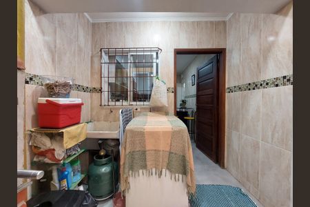 Casa para alugar com 80m², 2 quartos e 1 vagaÁrea de Serviço