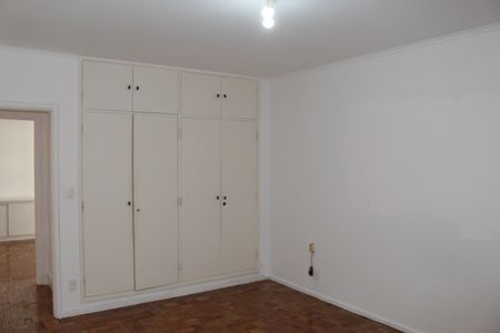 Apartamento à venda com 154m², 4 quartos e 1 vagaQuarto 2