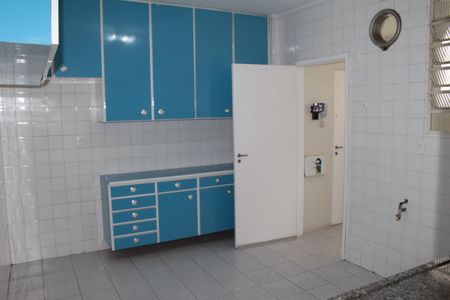 Apartamento à venda com 154m², 4 quartos e 1 vagaCozinha