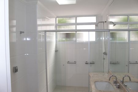 Apartamento à venda com 154m², 4 quartos e 1 vagaBanheiro 1