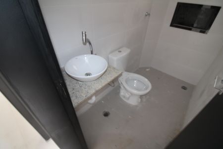Apartamento à venda com 33m², 1 quarto e sem vagaBanheiro