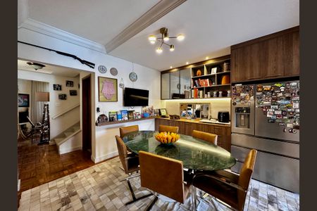 Casa à venda com 209m², 3 quartos e 2 vagasCozinha