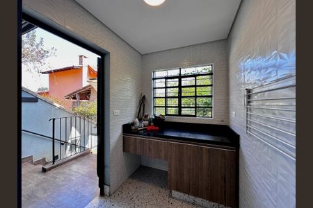 Casa à venda com 209m², 3 quartos e 2 vagasÁrea de Serviço