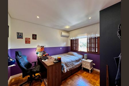 Casa à venda com 209m², 3 quartos e 2 vagasQuarto 2