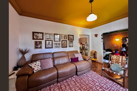 Casa à venda com 209m², 3 quartos e 2 vagasSala