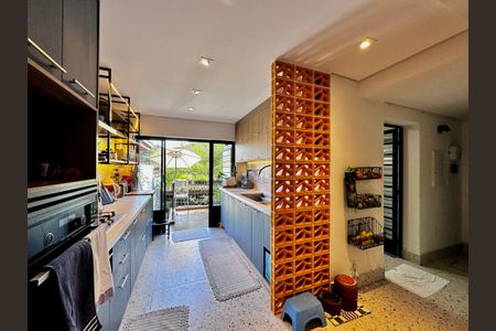 Casa à venda com 209m², 3 quartos e 2 vagasCozinha