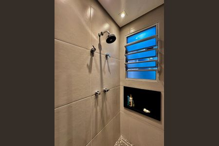 Casa à venda com 209m², 3 quartos e 2 vagasBanheiro Social