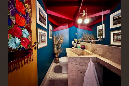 Casa à venda com 209m², 3 quartos e 2 vagasLavabo