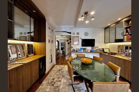 Casa à venda com 209m², 3 quartos e 2 vagasCozinha