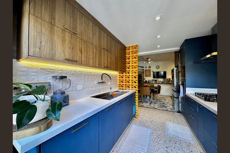 Casa à venda com 209m², 3 quartos e 2 vagasCozinha