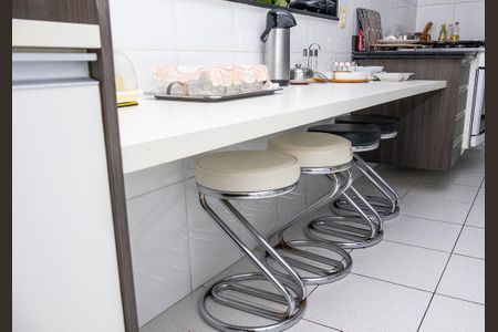 Apartamento para alugar com 243m², 5 quartos e 3 vagasDetalhe da cozinha