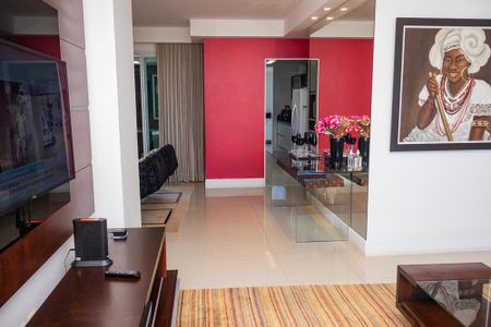 Apartamento para alugar com 243m², 5 quartos e 3 vagasSala