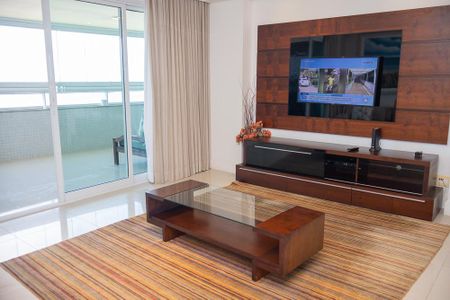 Apartamento para alugar com 243m², 5 quartos e 3 vagasSala