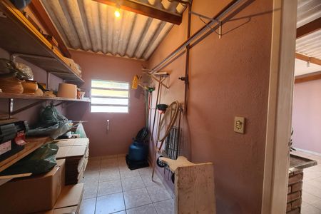 Casa à venda com 120m², 3 quartos e 3 vagasQuarto de Serviço