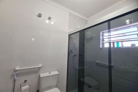 Casa à venda com 120m², 3 quartos e 3 vagasBanheiro da Suíte 3