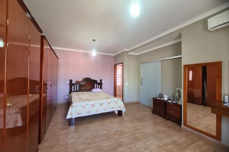 Casa à venda com 120m², 3 quartos e 3 vagasSuíte 3