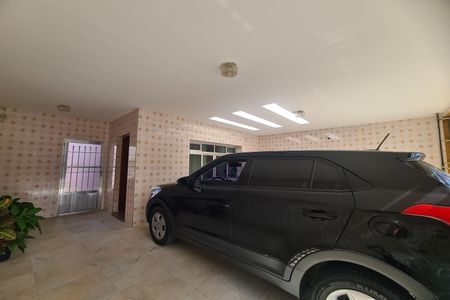 Casa à venda com 120m², 3 quartos e 3 vagasGaragem