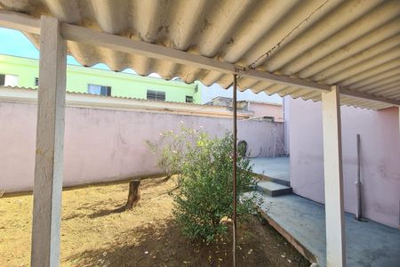 Casa à venda com 120m², 3 quartos e 3 vagasQuintal