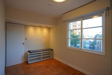 Suíte de apartamento à venda com 2 quartos, 75m² em Bela Vista, Porto Alegre