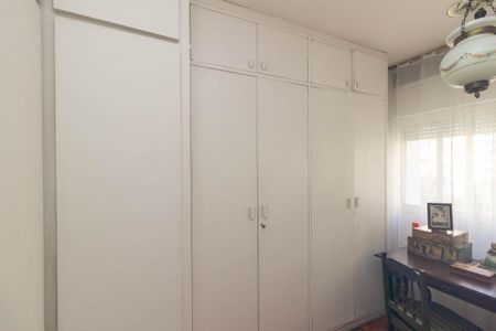 Apartamento à venda com 172m², 3 quartos e 2 vagasQuarto 2
