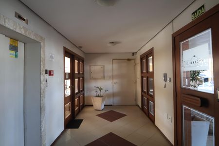 Apartamento à venda com 76m², 2 quartos e 1 vagaHall de entrada